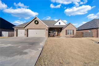 364 Penzo Avenue, Springdale, AR 72762