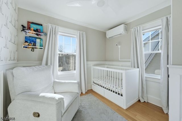 32 Dodd St, Montclair Twp., NJ 07042