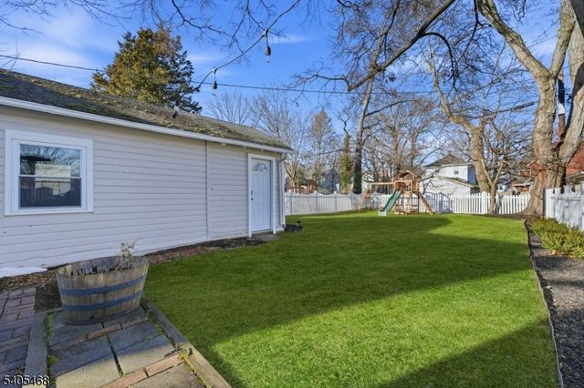 32 Dodd St, Montclair Twp., NJ 07042