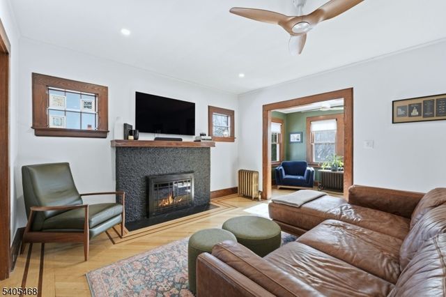 32 Dodd St, Montclair Twp., NJ 07042