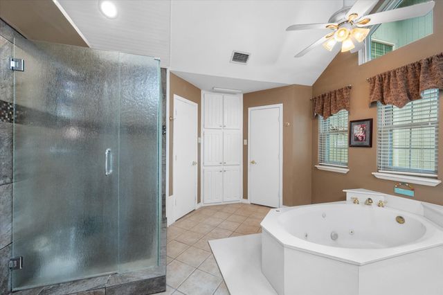 705 Kyle Drive, Arlington, TX 76011