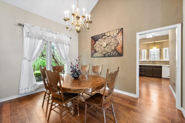 705 Kyle Drive, Arlington, TX 76011