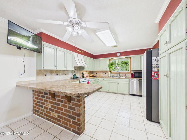 304 Dolphin Street, Lafayette, LA 70508