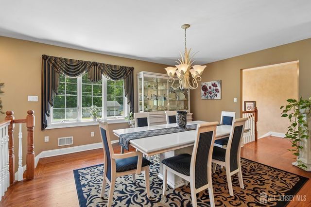 18 Mary Ellen Drive, Edison, NJ 08820
