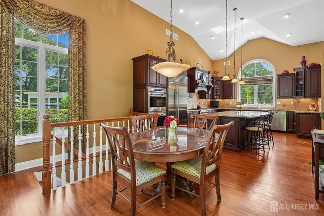 18 Mary Ellen Drive, Edison, NJ 08820