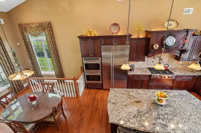18 Mary Ellen Drive, Edison, NJ 08820
