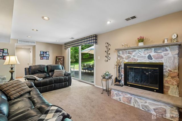 18 Mary Ellen Drive, Edison, NJ 08820
