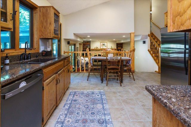 1045 Crest Ridge Court, Mound, MN 55364
