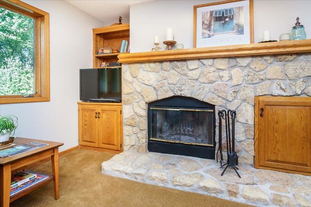 1045 Crest Ridge Court, Mound, MN 55364