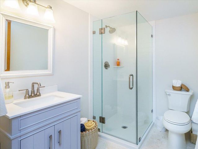 1045 Crest Ridge Court, Mound, MN 55364