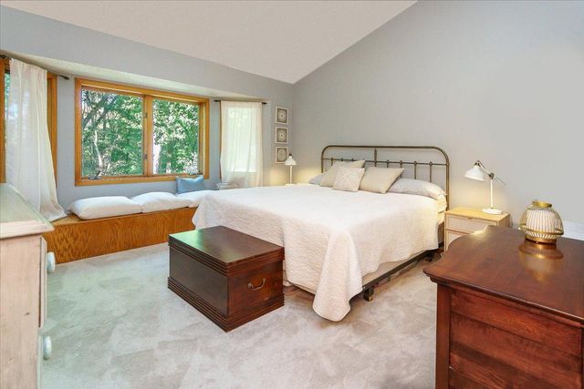 1045 Crest Ridge Court, Mound, MN 55364