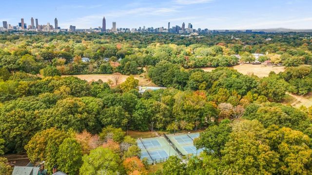 280 Sutherland NE Place, Atlanta, GA 30307