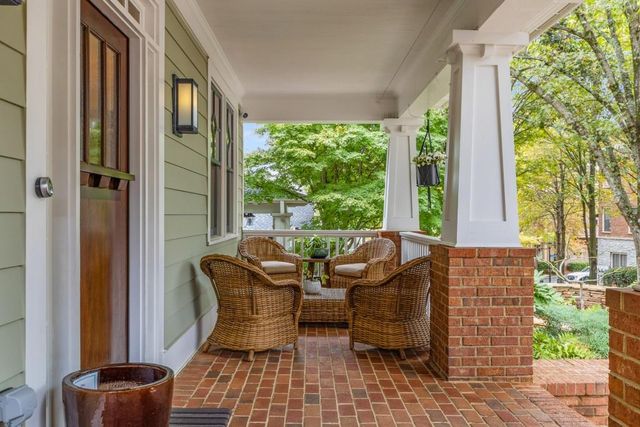 280 Sutherland NE Place, Atlanta, GA 30307