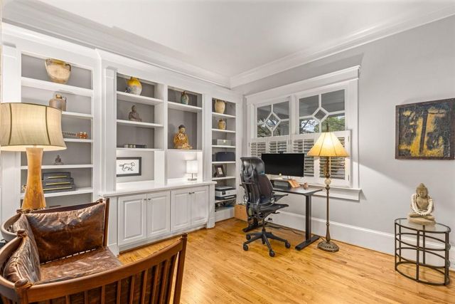 280 Sutherland NE Place, Atlanta, GA 30307