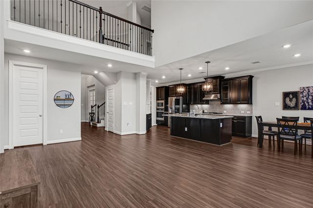 2813 Summer Indigo Trail, Pearland, TX 77089