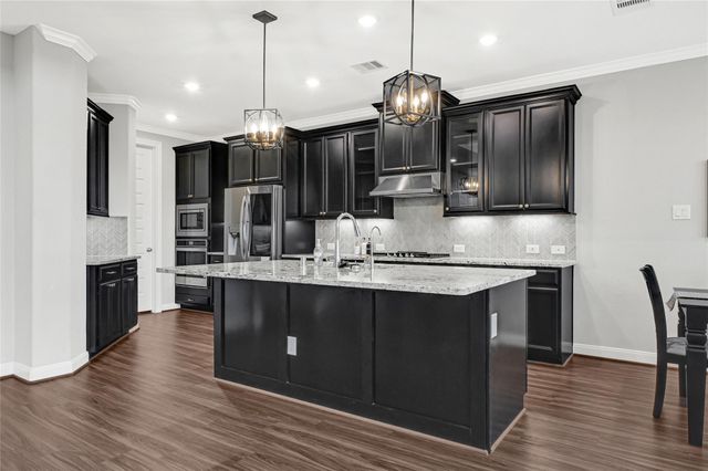 2813 Summer Indigo Trail, Pearland, TX 77089