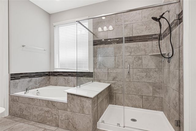 2813 Summer Indigo Trail, Pearland, TX 77089