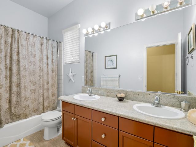 534 Heritage Avenue, Clovis, CA 93619