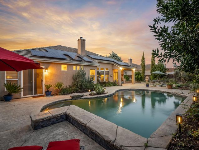 534 Heritage Avenue, Clovis, CA 93619