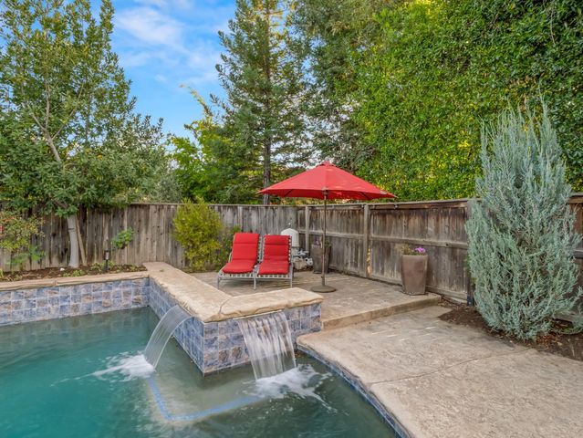 534 Heritage Avenue, Clovis, CA 93619