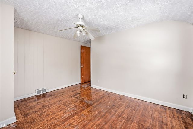 3414 Idlewood Avenue, Youngstown, OH 44511