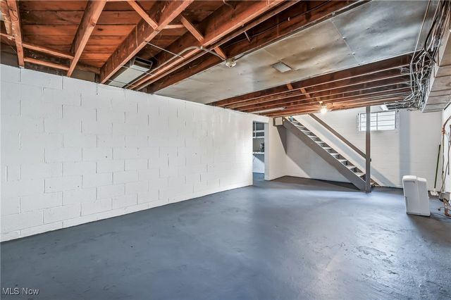 3414 Idlewood Avenue, Youngstown, OH 44511