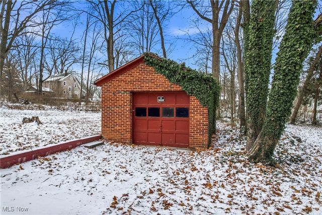 3414 Idlewood Avenue, Youngstown, OH 44511