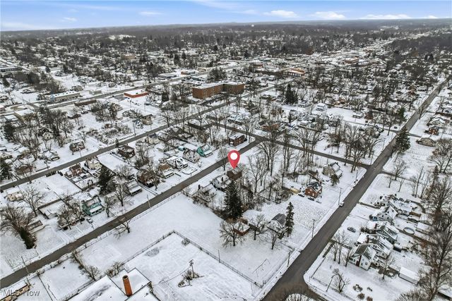 3414 Idlewood Avenue, Youngstown, OH 44511