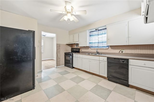 3414 Idlewood Avenue, Youngstown, OH 44511