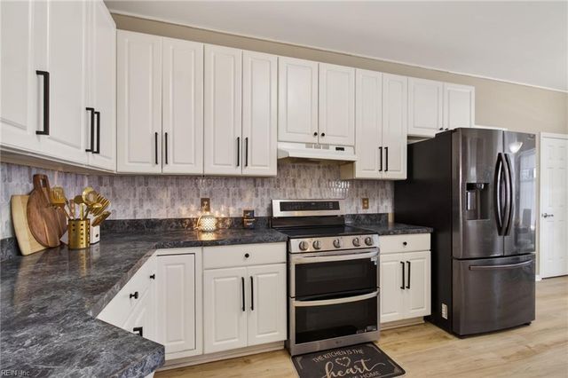 2712 Coldwell ST, Virginia Beach, VA 23456