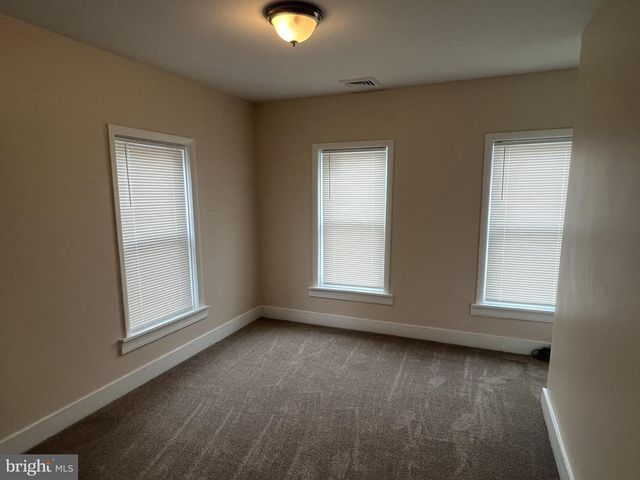 43 S EAST ST, Spring Grove, PA 17362