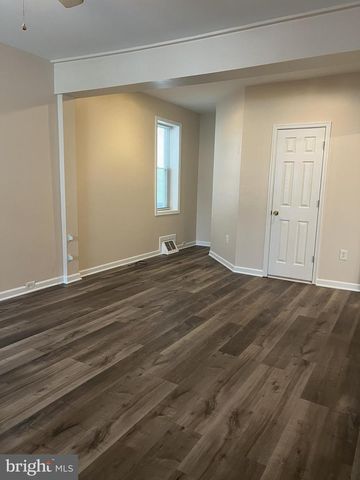 43 S EAST ST, Spring Grove, PA 17362