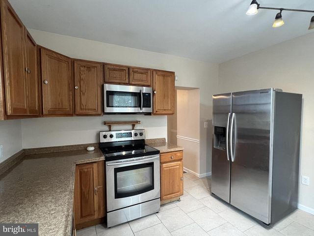 43 S EAST ST, Spring Grove, PA 17362