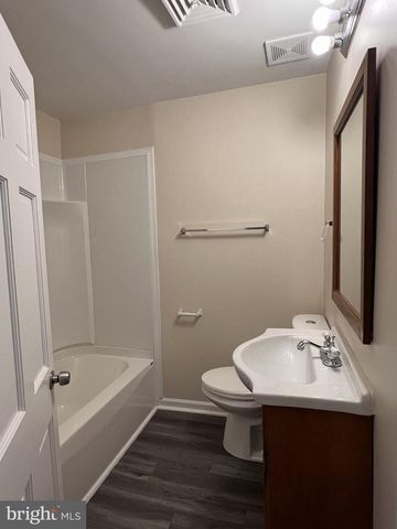 43 S EAST ST, Spring Grove, PA 17362