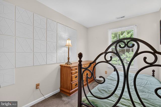 5 GRISTMILL LN, Pine Hill, NJ 08021