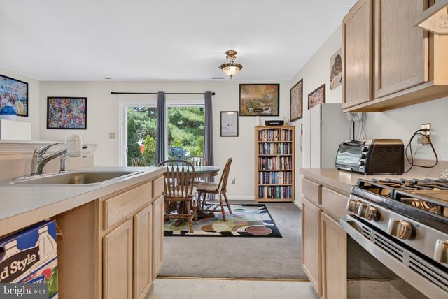 5 GRISTMILL LN, Pine Hill, NJ 08021