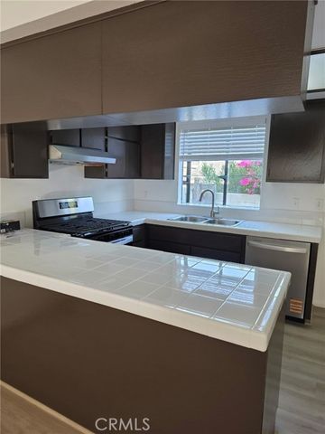 222 W Dexter, Covina, CA 91723