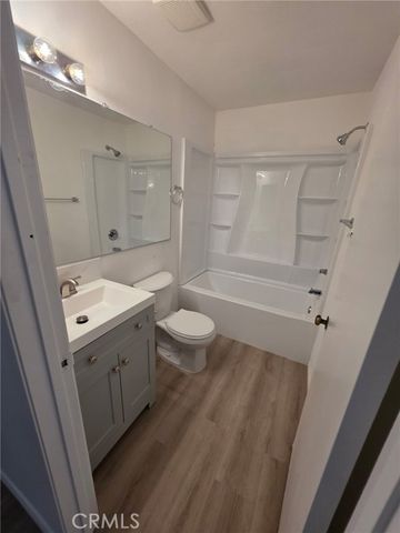 222 W Dexter, Covina, CA 91723