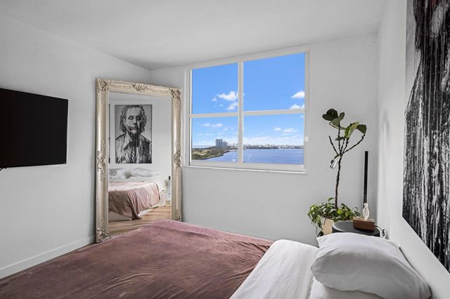 300 Bayview Drive 1614, Sunny Isles Beach, FL 33160