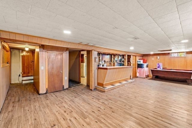 21 Spring St, Webster, MA 01570