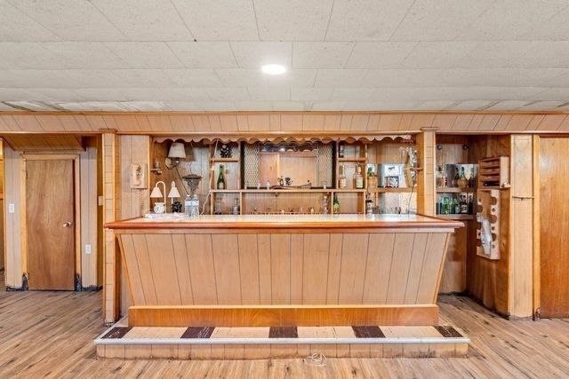 21 Spring St, Webster, MA 01570