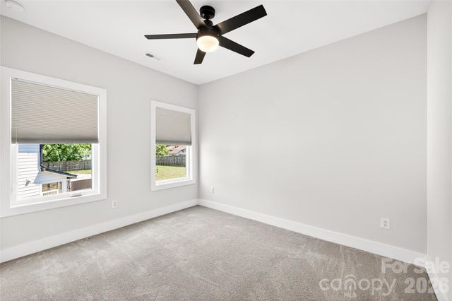 5044 Double Lakes Drive, Charlotte, NC 28212