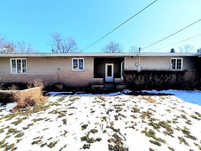 3700 W Fleetwood Drive, Muncie, IN 47302