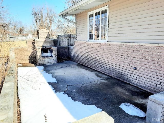 3700 W Fleetwood Drive, Muncie, IN 47302