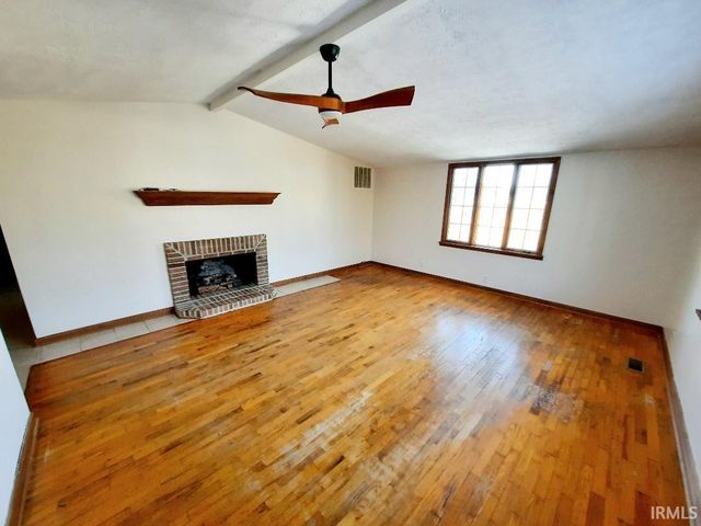 3700 W Fleetwood Drive, Muncie, IN 47302