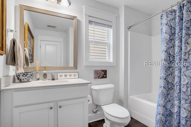 44 Circlewood Dr, Hilton Head Island, SC 29926