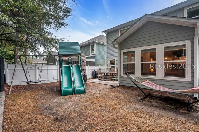 44 Circlewood Dr, Hilton Head Island, SC 29926