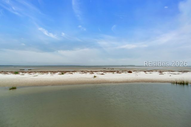 44 Circlewood Dr, Hilton Head Island, SC 29926