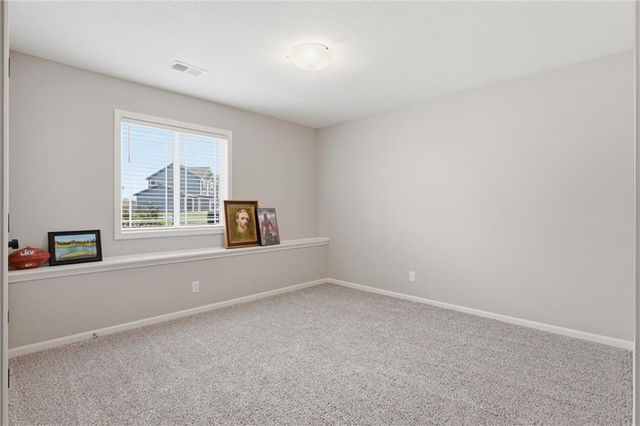 20705 Copper Creek Drive, Peculiar, MO 64078
