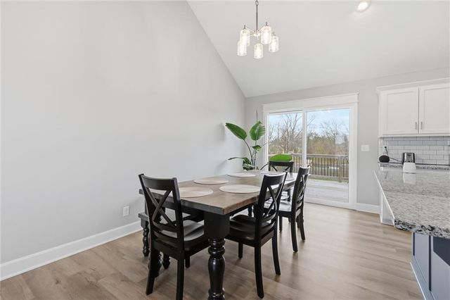 20705 Copper Creek Drive, Peculiar, MO 64078